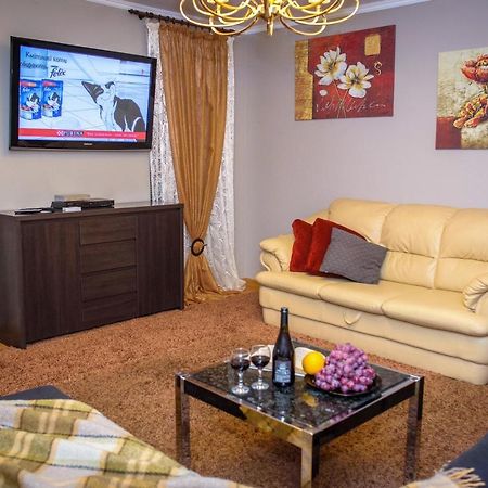 Ornava Boutique Apartments Ternopil Buitenkant foto